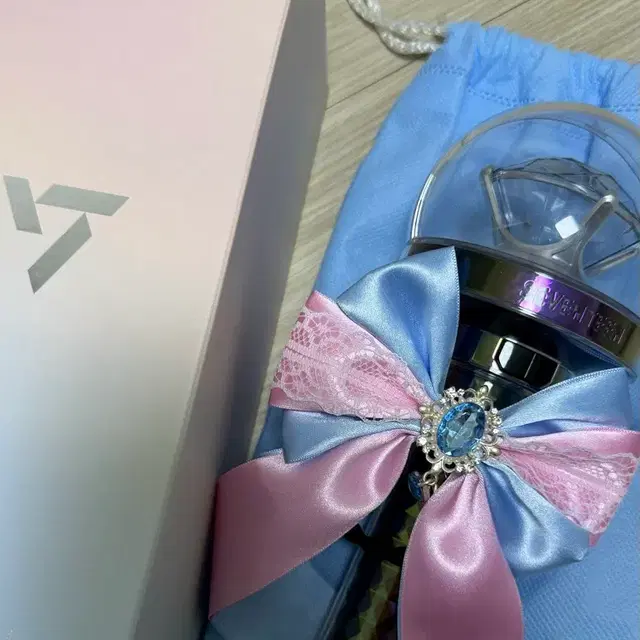 세븐틴 뉴뉴럿봉 캐럿봉 3 + 응원봉 리본