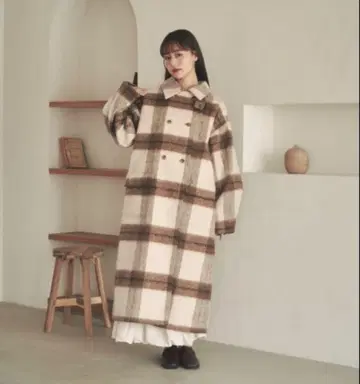 moi tytto 플랩 포켓 스탠드 카라 롱 코트 체크 무늬