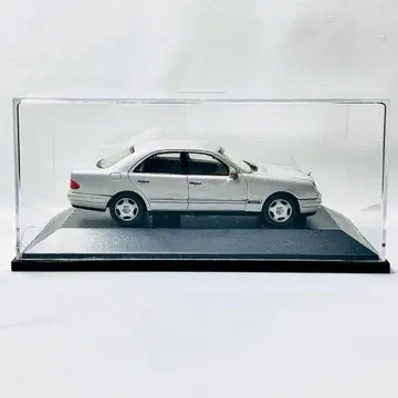 헬파 벤츠 E클래스 E320 1/43 미니카 실버