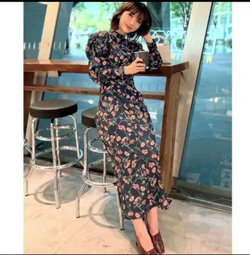 LuluFlower 내로우 머메이드 원피스