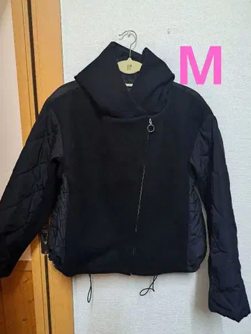 후드 부착 퀼팅 자켓 블랙 M