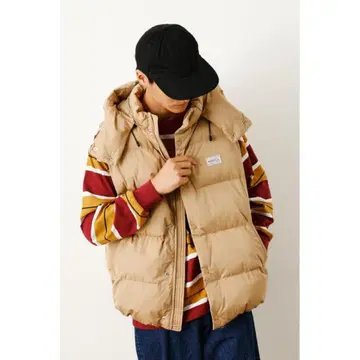 로데오 크라운 후드 부착 다운 베스트