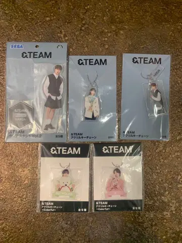 &TEAM 아크릴 키체인 & 클리어 스탠드 5개