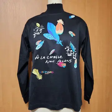 LEONARD SPORT 깃털 자수 프린트 하이넥 코튼 긴팔