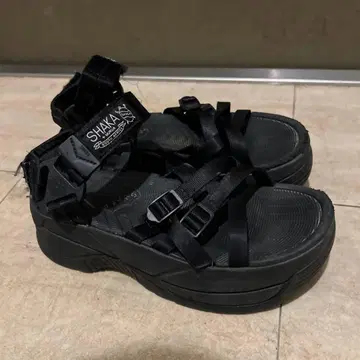 SHAKA 블랙 스포츠 샌들