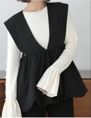 Meraki. 벌룬 베스트 [ 미사용 새상품 ]