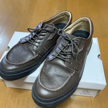 SLACK 스락 KLAVE U-TIP 가죽 스니커즈