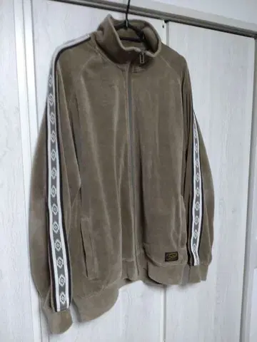 BAYFLOW 벨로아 트랙 자켓 베이플로우