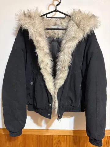 BLACKENERGY 후드 부착 다운 자켓