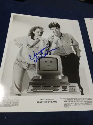 일렉트릭 드림 주연 배우 2명 친필 사인 인증서 없음