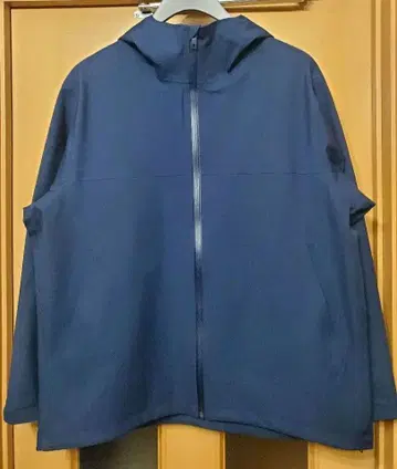 [ XXL ] 유니클로 블록 테크 후드티 네이비