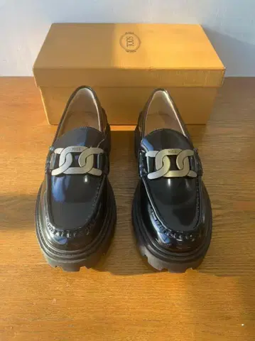 블랙 로퍼 메탈 체인