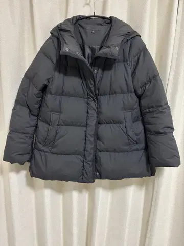 유니클로 파우더 소프트 다운 M 블랙 211-157364