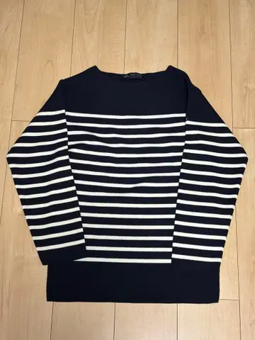 레어 세인트 제임스 나발 스웨터