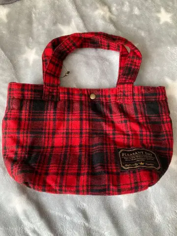 체크 무늬 토트백