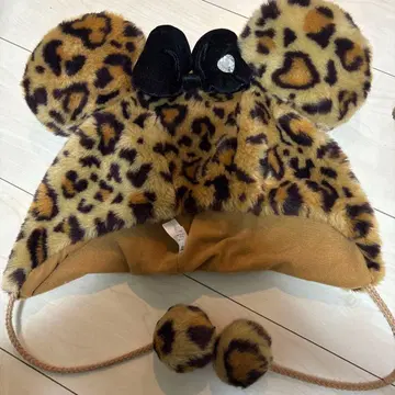 도쿄 디즈니 리조트 레오파드 무늬 퍼 캡 58cm