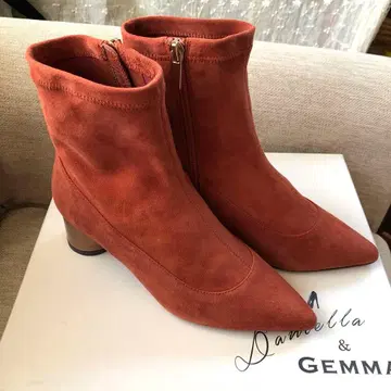 새상품 Daniella & Gemma 다니엘라앤제마 스트레치 부츠