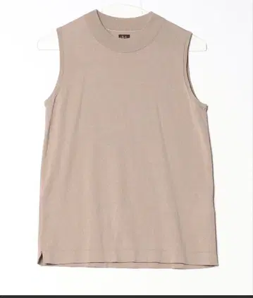 [ 사이즈 1 새상품급 ] BATONER 슬리브리스 실크 혼방 니트