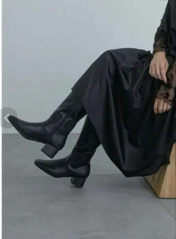 새상품 Te chichi 테치치 미들 힐 롱 부츠 24cm 블랙