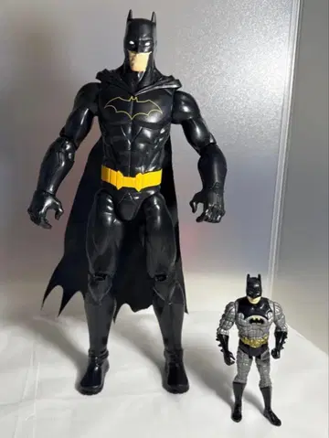 배트맨 피규어 2점