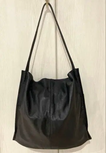 [ 새상품급 ] ear PAPILLONNER 넙적 원 핸들 숄더백 S