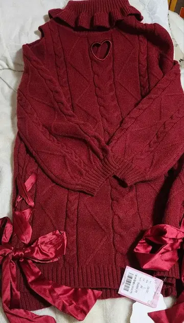 toalice 하트 컷팅 니트 리본 원피스