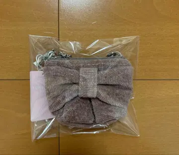 [택 포함 새상품] 메니 리본즈 리본 파우치 러브러리 바이 페이러