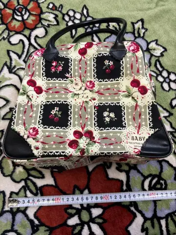 BABY, THE STARS SHINE BRIGHT 핸드백 새상품급