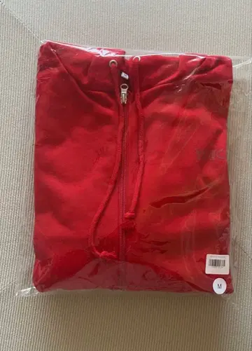 초특급 REAL? 지퍼 후드티 유키