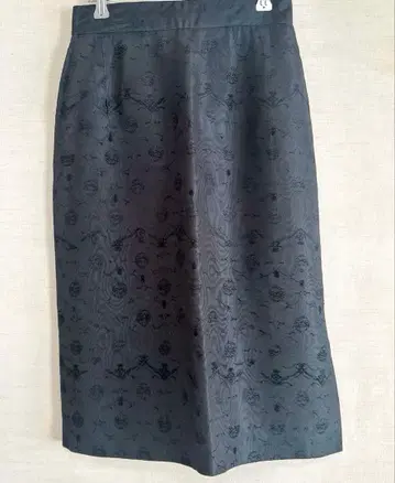 UNTITLED 타이트 스커트 사이즈 9 다크 그레이