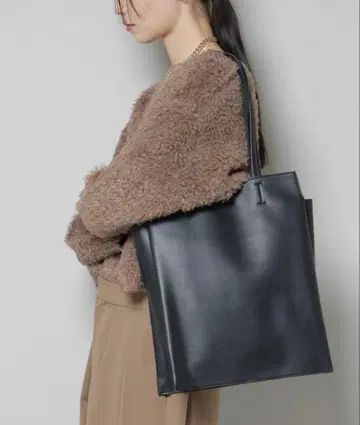 나노 유니버스 세로형 토트백 블랙