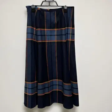 요크랜드 플레어 스커트