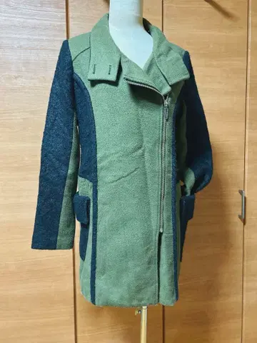 올리브 그린 네이비 집업 코트