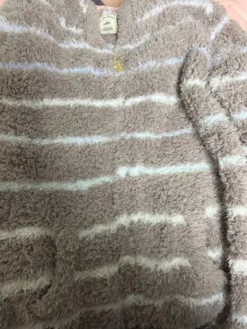 젤라또피케 보더 후드티