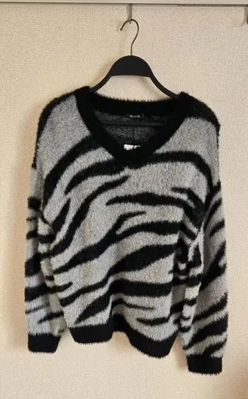 제브라 패턴 빅 사이즈 스웨터 3L