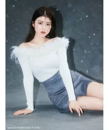 스나이델 snidel 오프숄더 페이크 퍼 도킹 풀오버 겨울