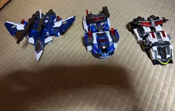 토미카 하이퍼레스큐 드라이브헤드 사이클론 인터셉터 싱크로