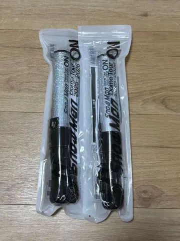 Snow Man Dome Tour 2025-2026 ON 응원봉 2개