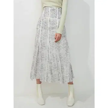 MERCURYDUO 코르셋 파이핑 플레어 플라워 스커트