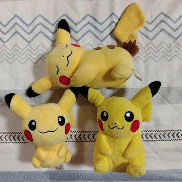 포켓몬 센터 한정판 피카츄 봉제 인형 3개 세트