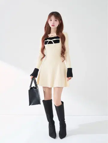 Darich 리본 퍼 플레어 니트 미니 원피스