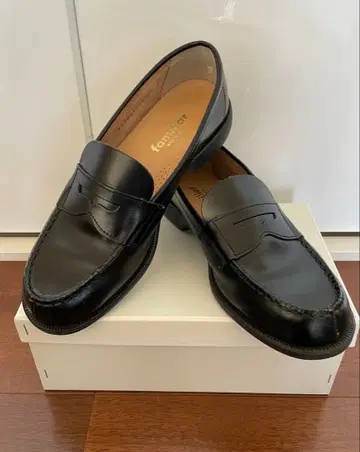 패밀리아 로퍼 신발 가죽 신발