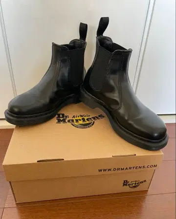 닥터마틴 2976 첼시 부츠 사이드 고어 블랙 부츠