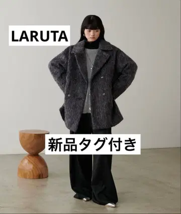 [ 택 포함 새상품 ] LARUTA 샤기 미들 코트 차콜 완판템