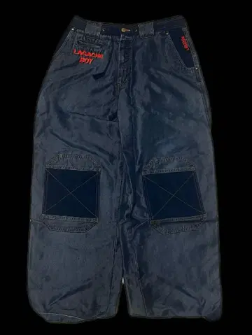 자수 디자인 다크 블루 데님 팬츠