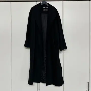 ZARA 롱 코트