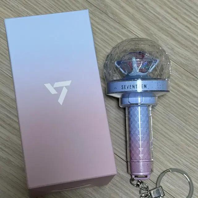 세븐틴 10주년 미니 응원봉 키링