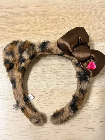 헬로키티 레오파드 무늬 머리띠