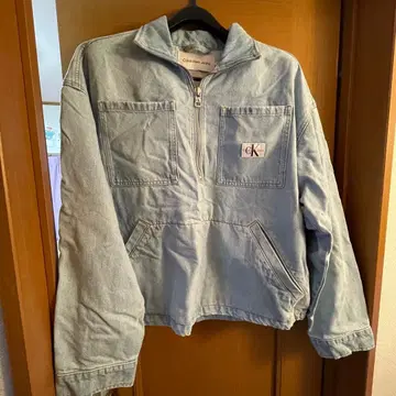 Calvin Klein 데님 윈드브레이커 jungkook 착용 모델