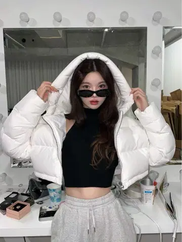 Darich 다리치 크롭 퍼프 다운 자켓